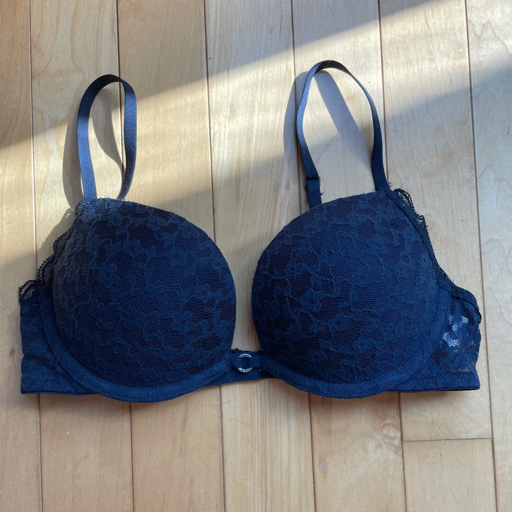 Abercrombie & Fitch Plunge Bra